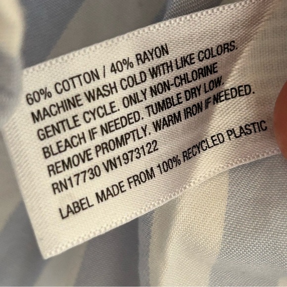 Striped Dome sleeves Botton Up Collar Top Women fits Medium - Picture 5 of 5